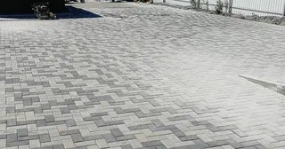 Купите плитку 400x400 в Верхней Пышме от ТротуарнаяПлитка по цене от 718 руб.