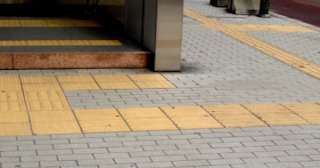Тактильная плитка ПВХ в Верхней Пышме - купить от 718 руб. в ТротуарнаяПлитка