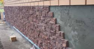 Профессиональная отделка фундамента панелями в Верхней Пышме в октябре